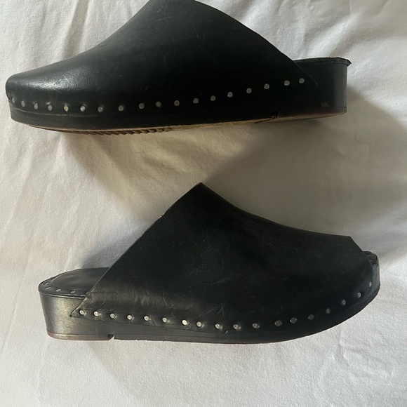Rick Owen’s clogs worn a few times - super comfy padded inside - lower wedge - Picture 1 of 8
